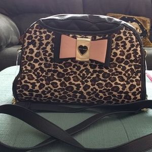 NWT Genuine Betsy Johnson purse